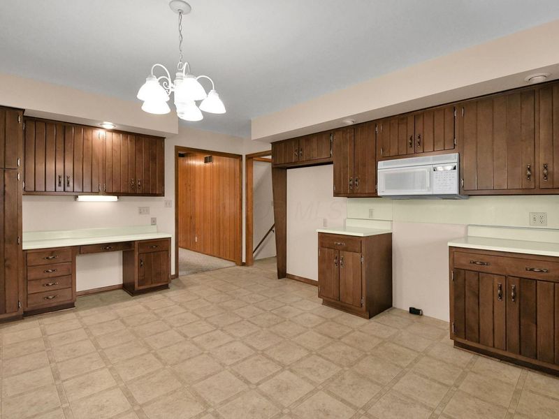 1145 Lynne Avenue , Bucyrus, OH 44820 Photo 7