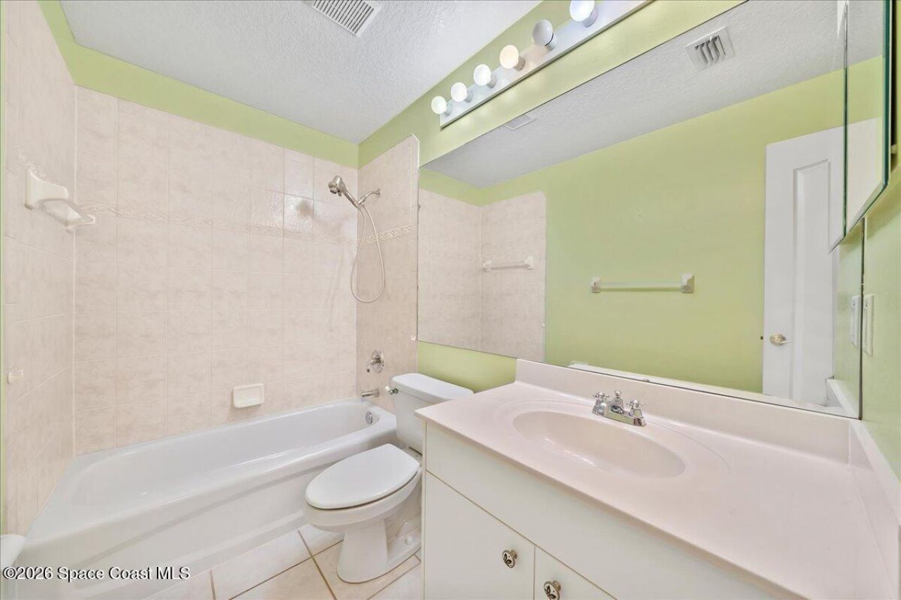 502 Royston Lane, Melbourne, FL 32940 Photo
