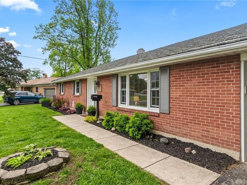 410 Tionda Drive, Vandalia, OH 45377 Photo 5