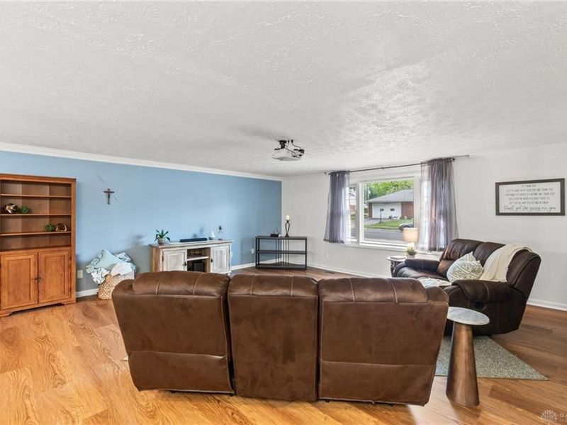 410 Tionda Drive, Vandalia, OH 45377 Photo 9