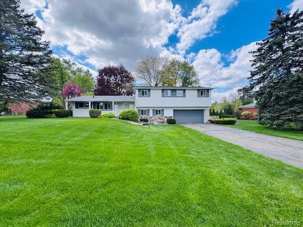 2712 Rambling Way , Bloomfield Twp, MI 48302