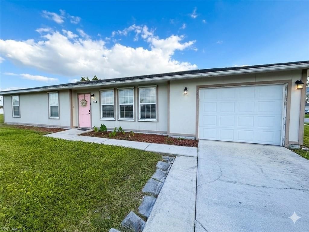 900 NE 18th Ter , Cape Coral, FL 33909 Photo