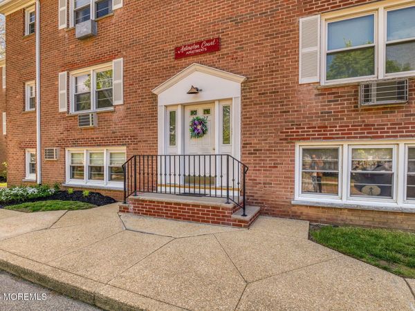 24 Pilgrim Pathway Court, Unit 25, Ocean Grove, NJ 07756