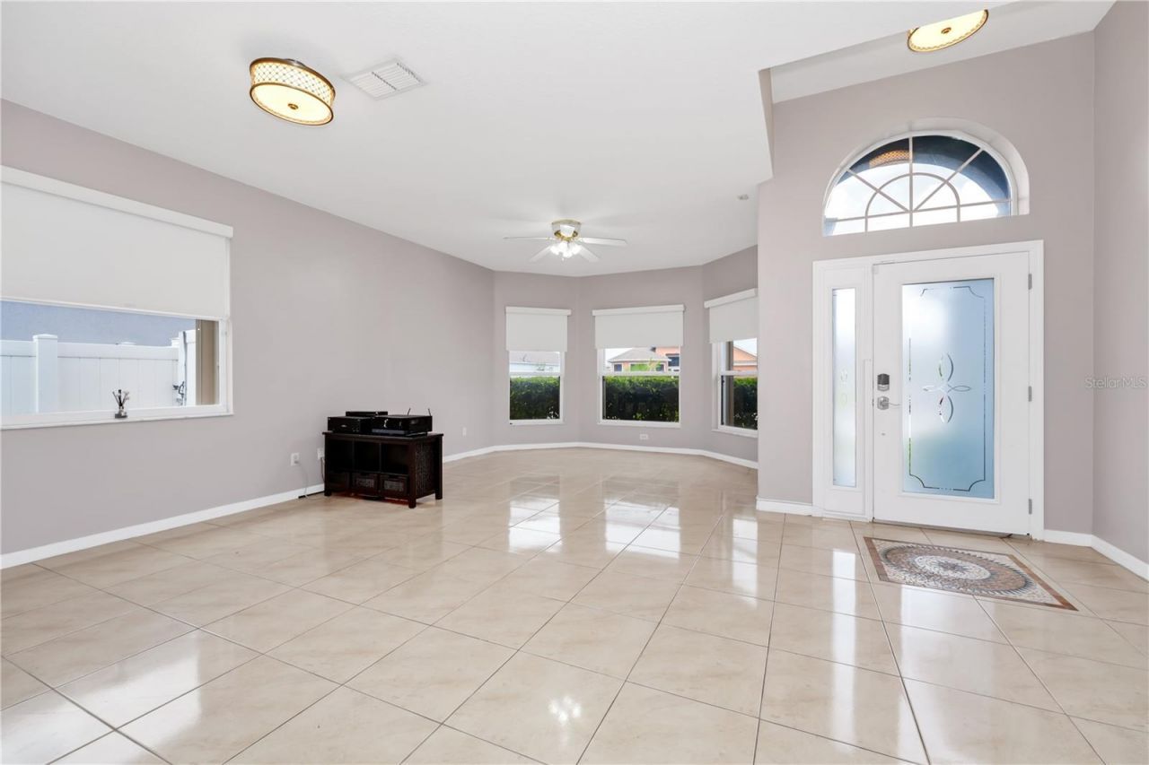 10209 Andover Point Circle, Orlando, FL 32825 Photo