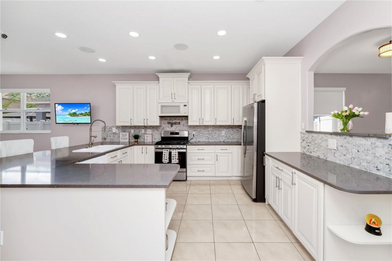 10209 Andover Point Circle, Orlando, FL 32825 Photo