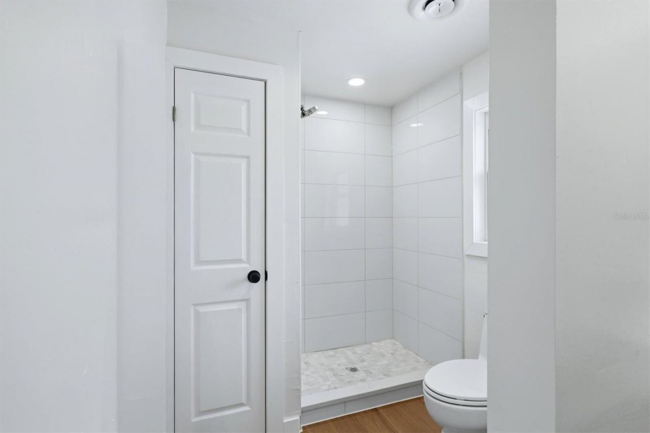 2513 Croton Avenue, Sarasota, FL 34239 Photo