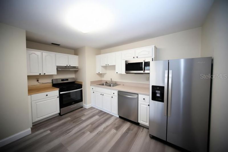 141 W Connecticut Avenue, Edgewater, FL 32132 Photo