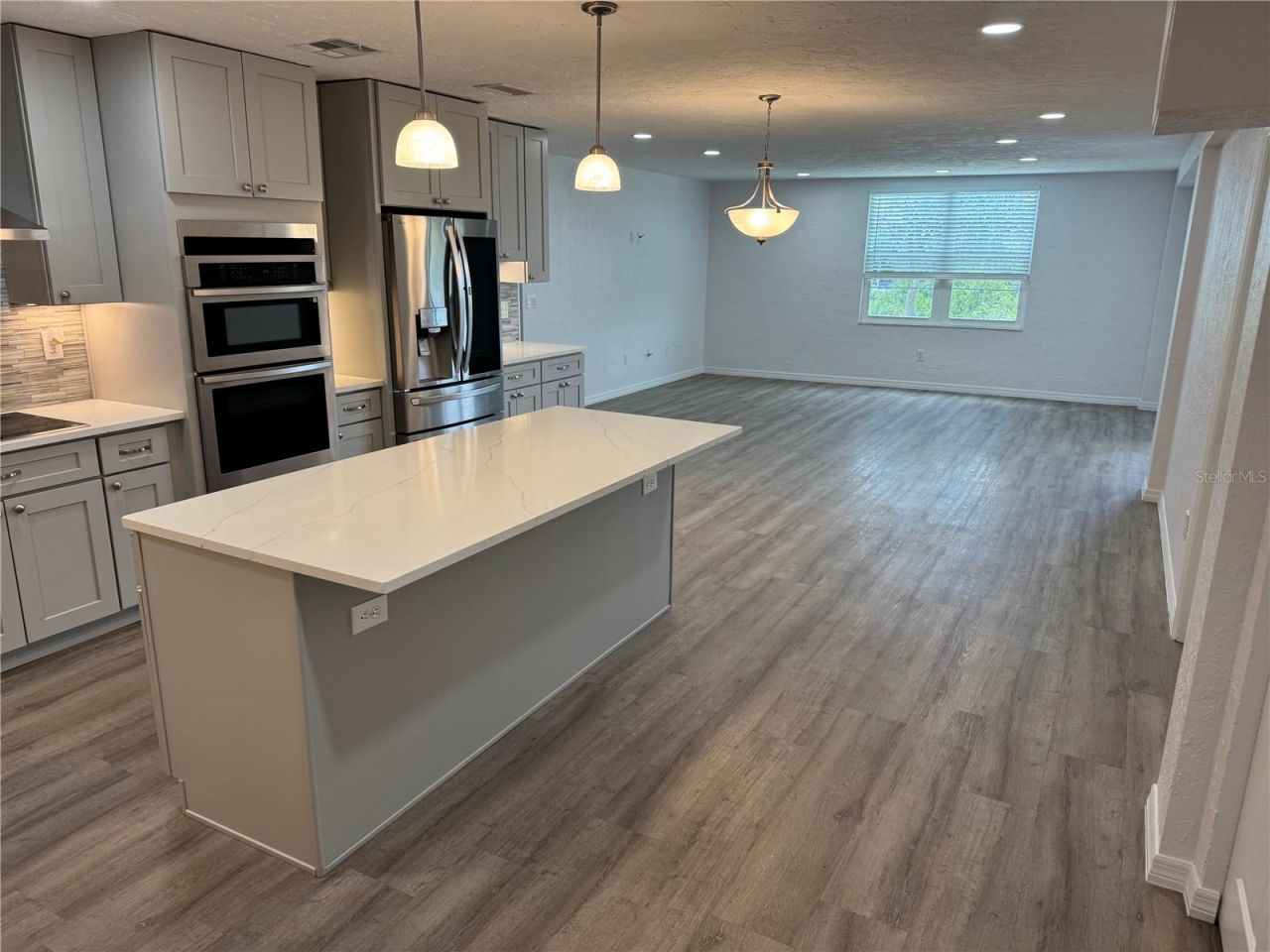4681 1st Street Ne, Unit 405, Saint Petersburg, FL 33703 Photo