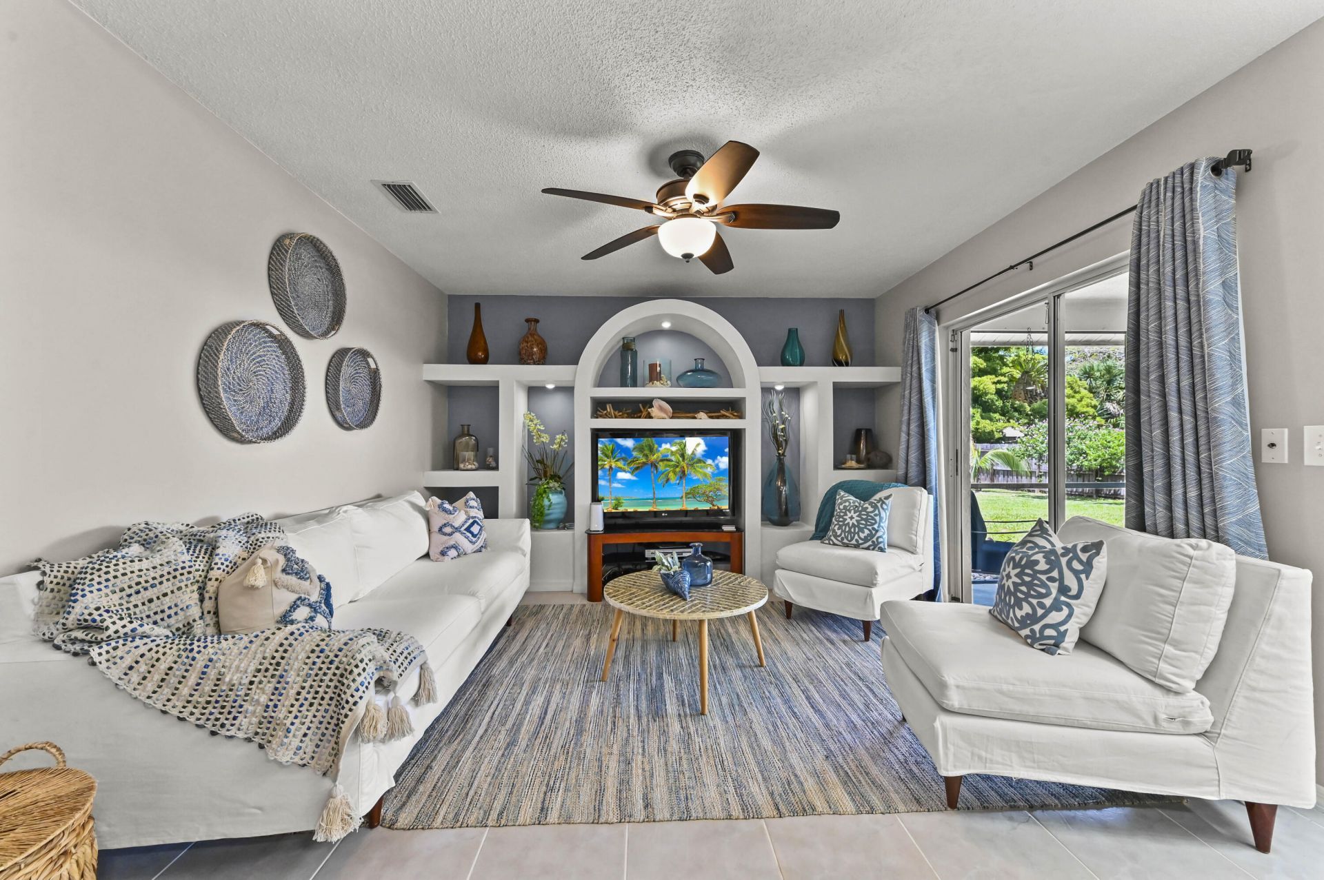 118 Royal Pine Circle N, Royal Palm Beach, FL 33411 Photo