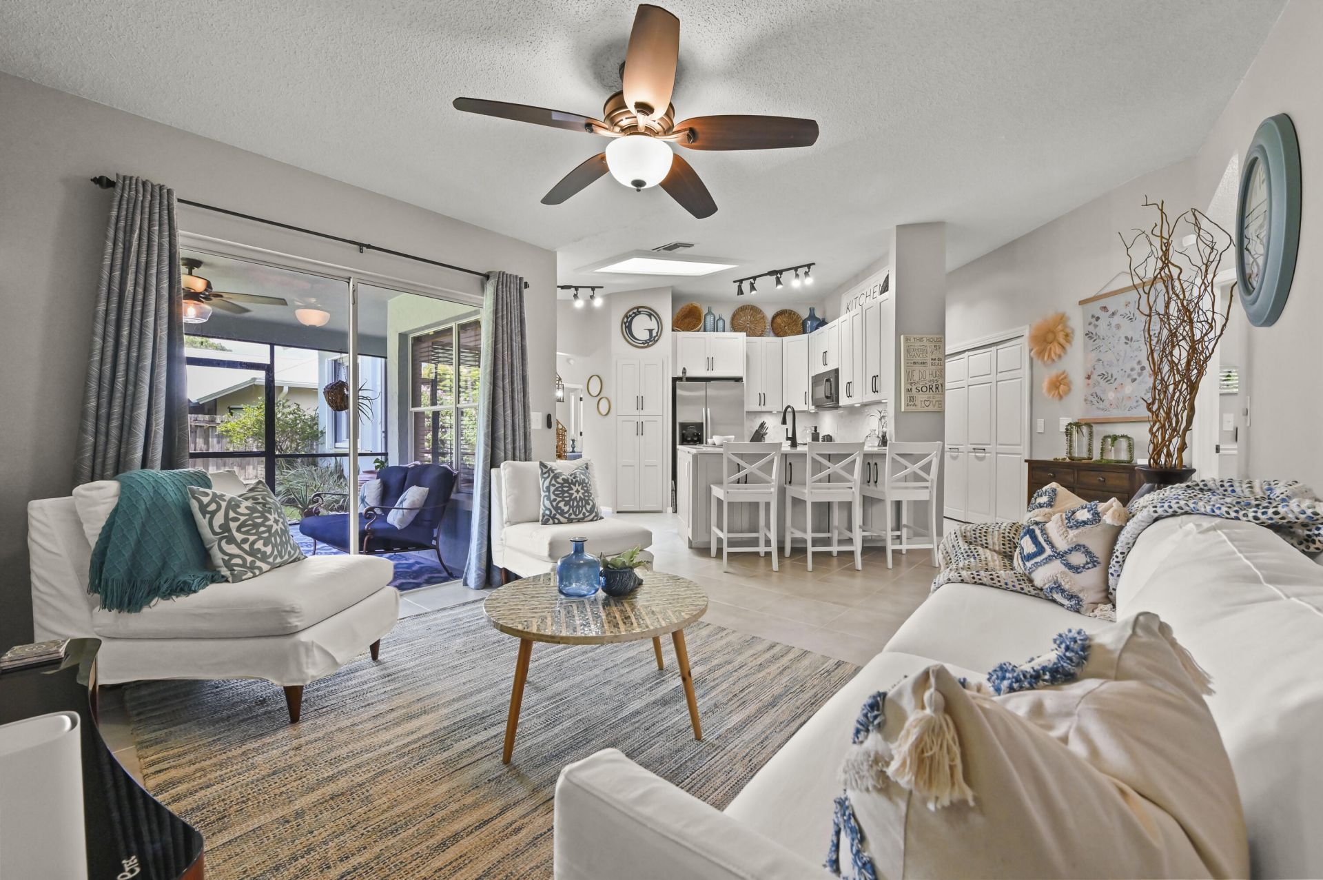 118 Royal Pine Circle N, Royal Palm Beach, FL 33411 Photo