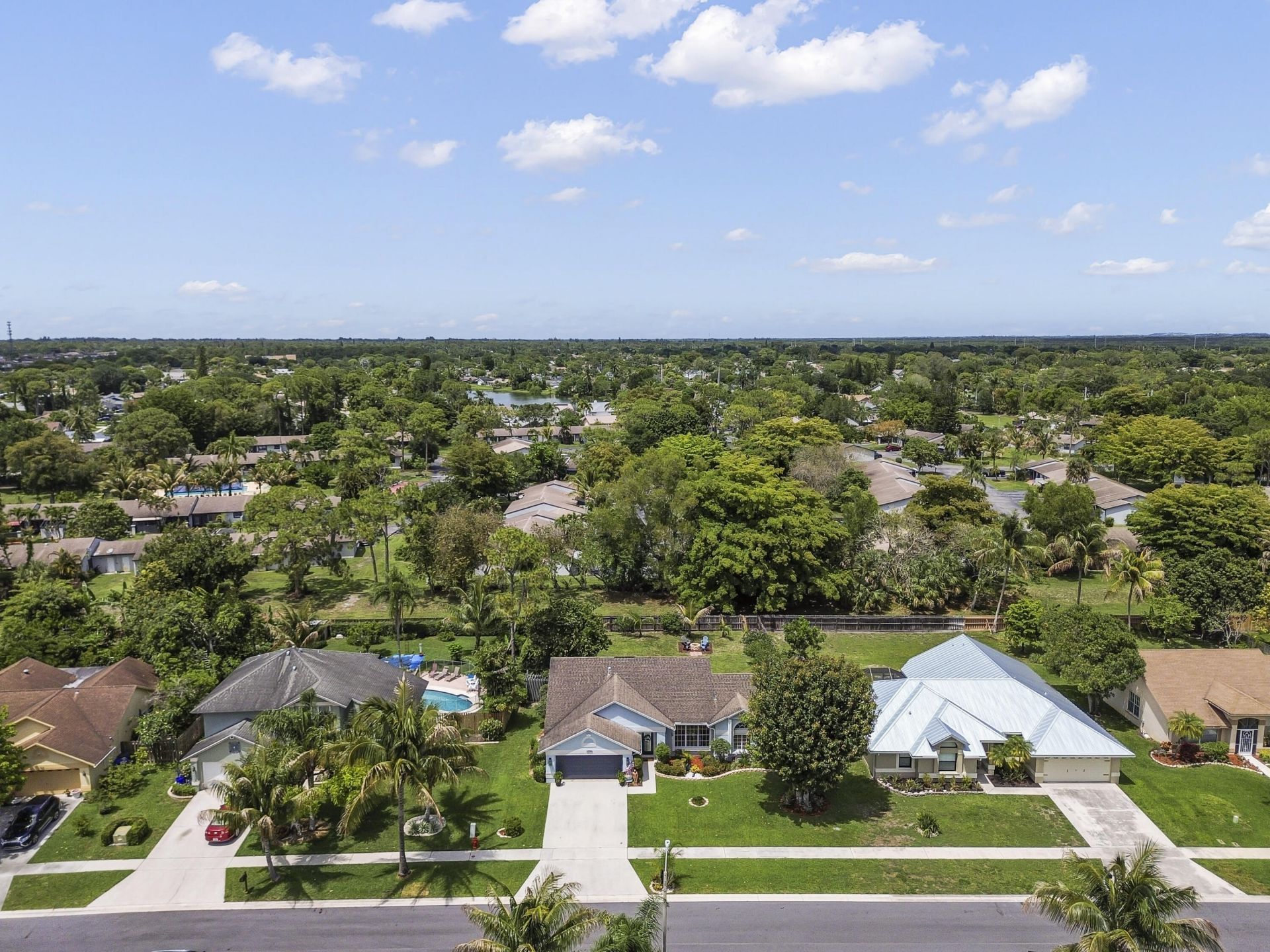 118 Royal Pine Circle N, Royal Palm Beach, FL 33411 Photo