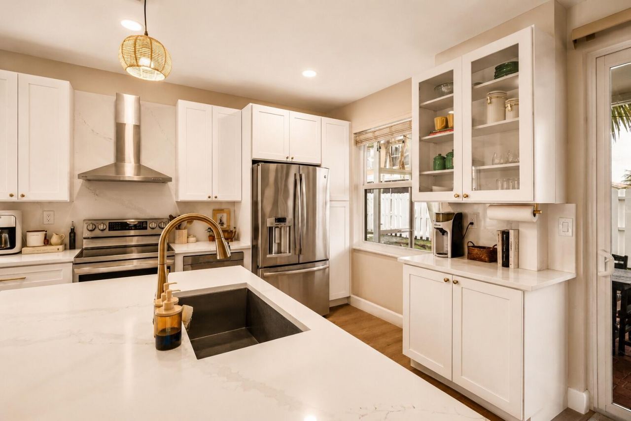 8102 Pelican Harbour Drive, Lake Worth, FL 33467 Photo