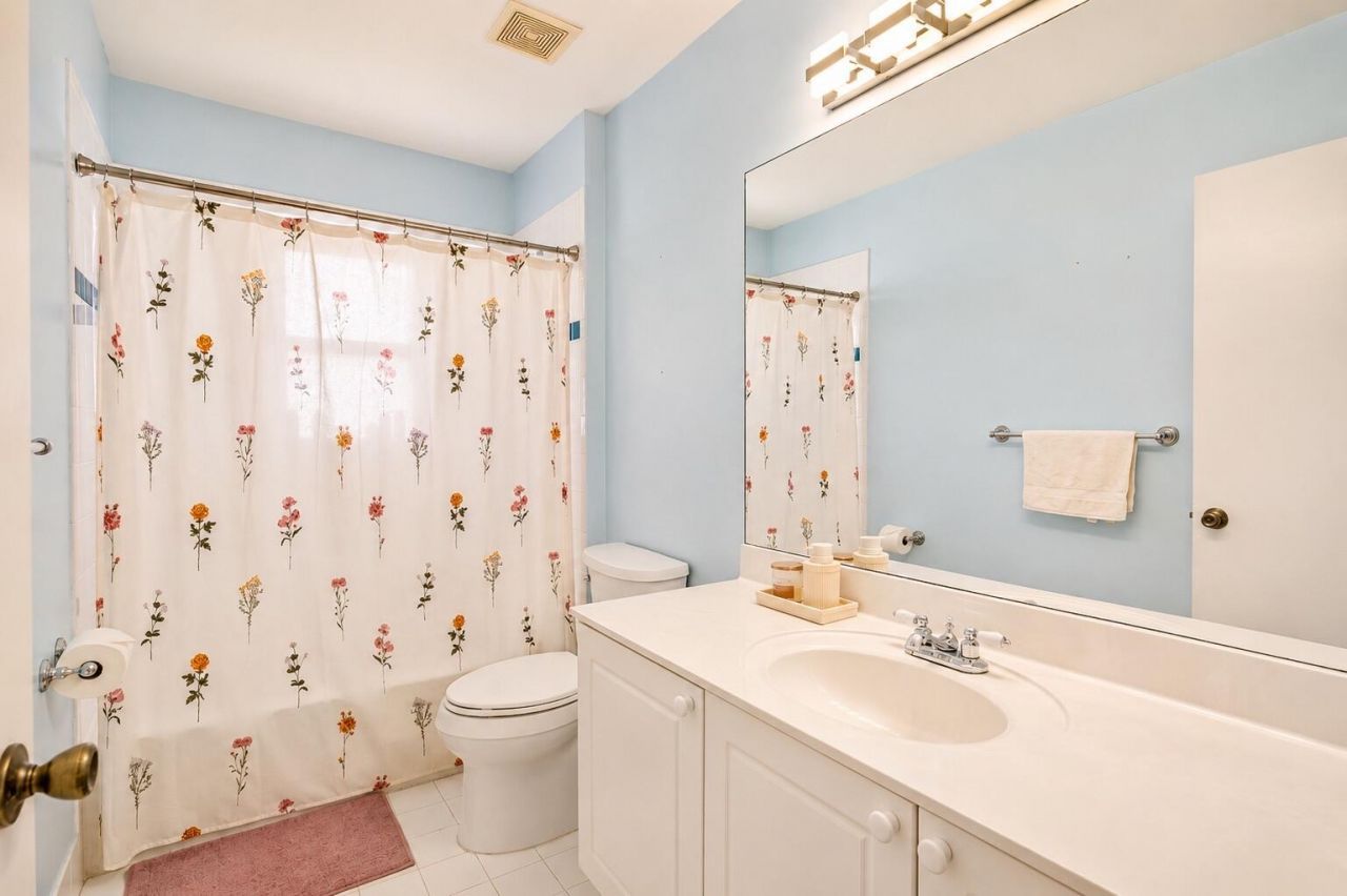 8102 Pelican Harbour Drive, Lake Worth, FL 33467 Photo