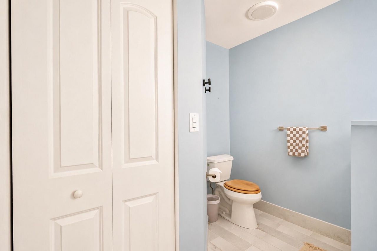 8102 Pelican Harbour Drive, Lake Worth, FL 33467 Photo