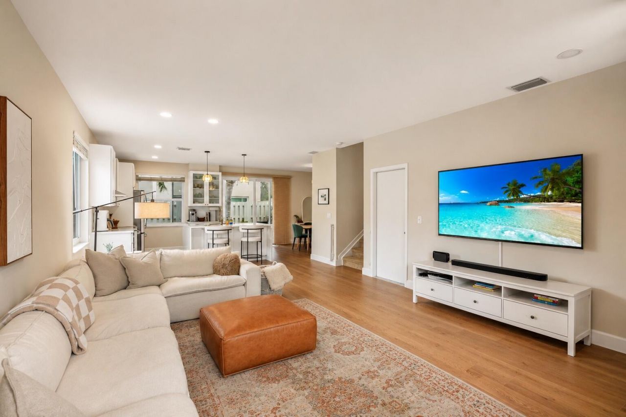 8102 Pelican Harbour Drive, Lake Worth, FL 33467 Photo