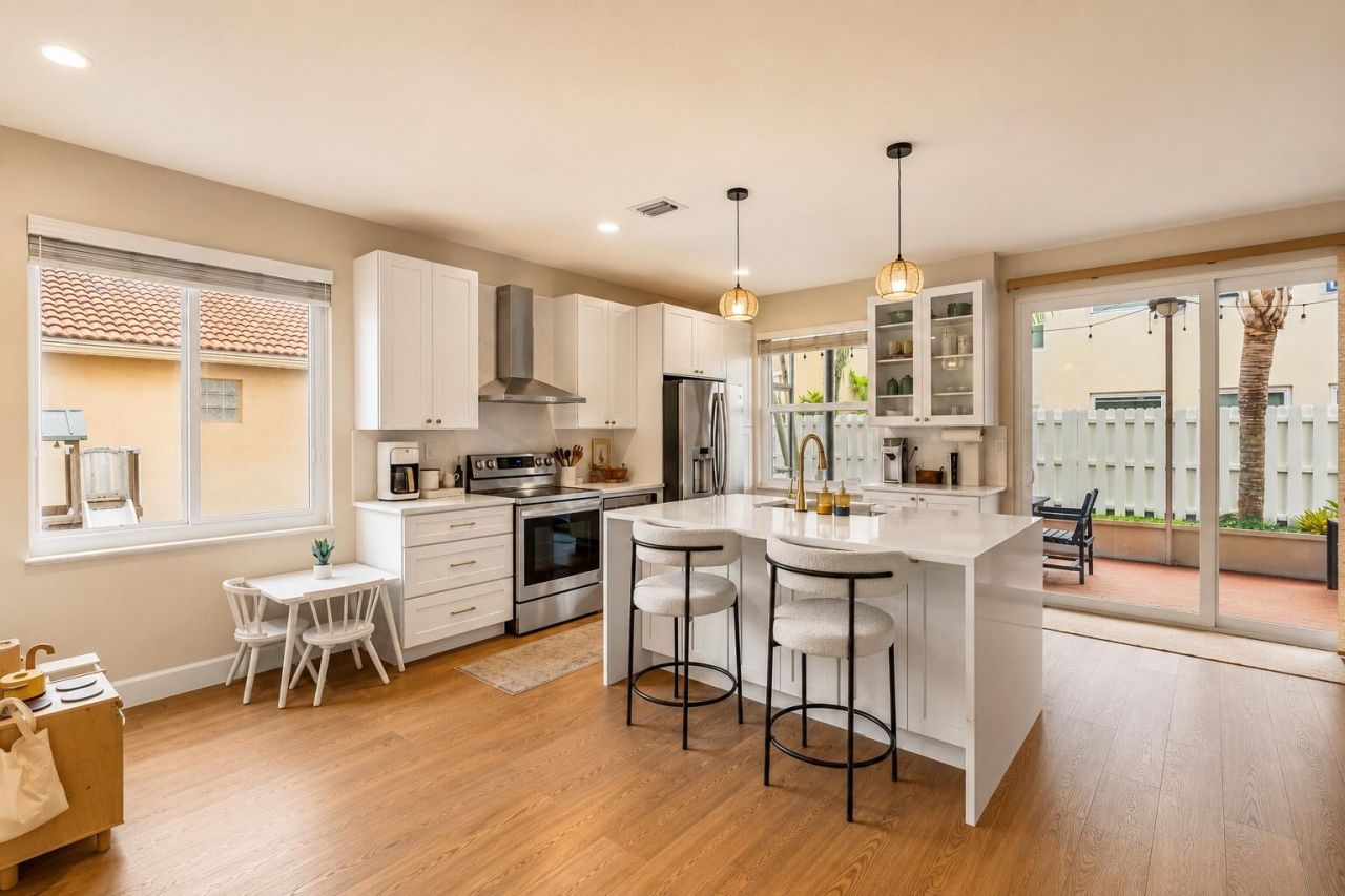 8102 Pelican Harbour Drive, Lake Worth, FL 33467 Photo