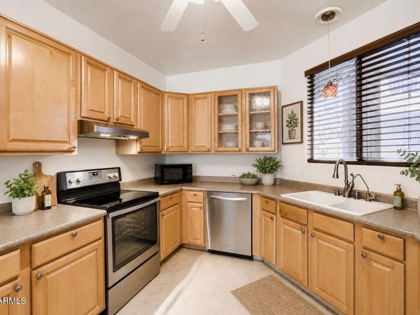 16753 E WESTBY Drive, Unit 103, Fountain Hills, AZ 85268