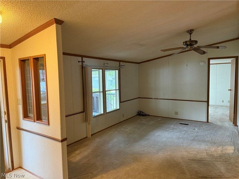 43 S Outer Drive , Vienna, OH 44473 Photo 12