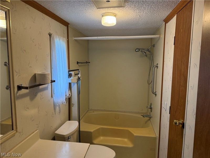 43 S Outer Drive , Vienna, OH 44473 Photo 17
