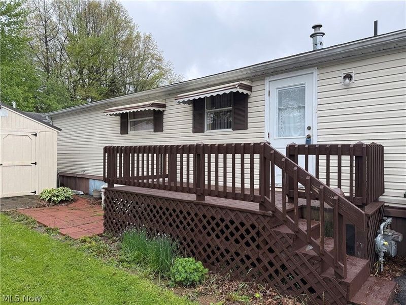 43 S Outer Drive , Vienna, OH 44473 Photo 2