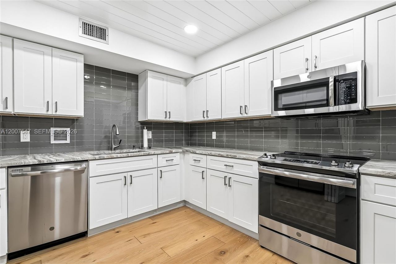 2808 N 46th Ave , Unit E549, Hollywood, FL 33021 Photo