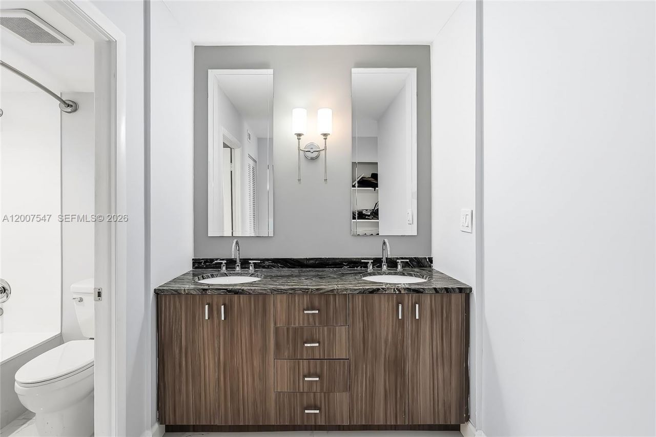 2808 N 46th Ave , Unit E549, Hollywood, FL 33021 Photo