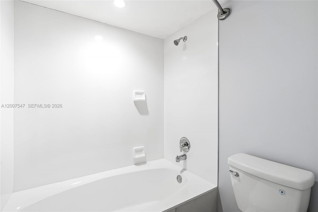 2808 N 46th Ave , Unit E549, Hollywood, FL 33021 Photo