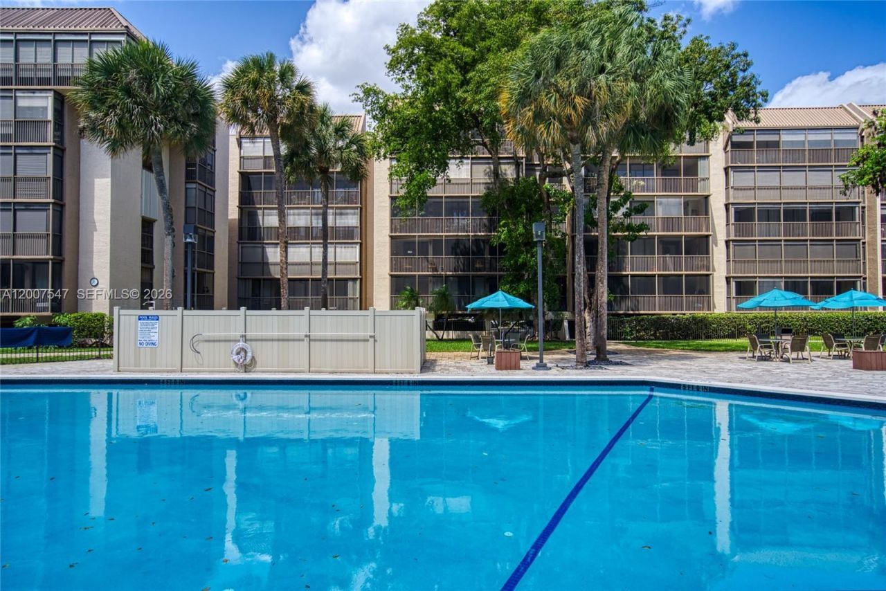 2808 N 46th Ave , Unit E549, Hollywood, FL 33021 Photo