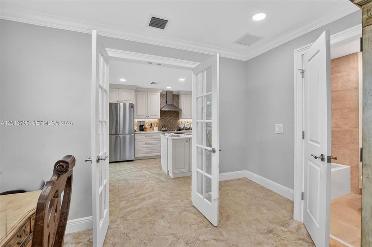 8749 Belle Aire Dr , Boca Raton, FL 33433 Photo