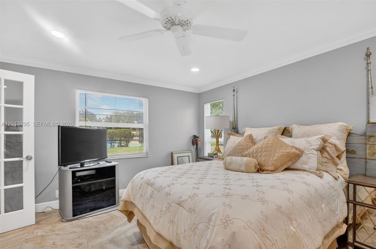8749 Belle Aire Dr , Boca Raton, FL 33433 Photo