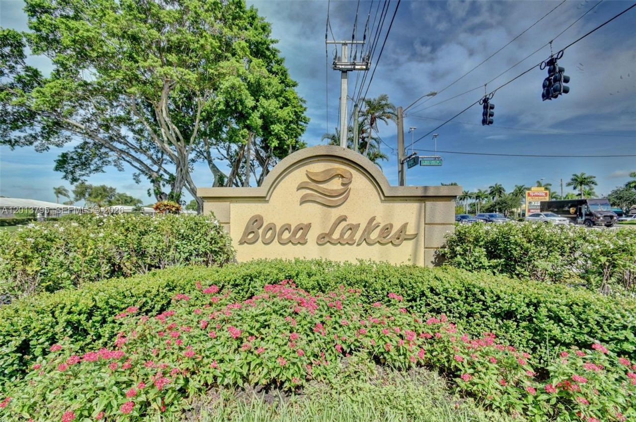 8749 Belle Aire Dr , Boca Raton, FL 33433 Photo