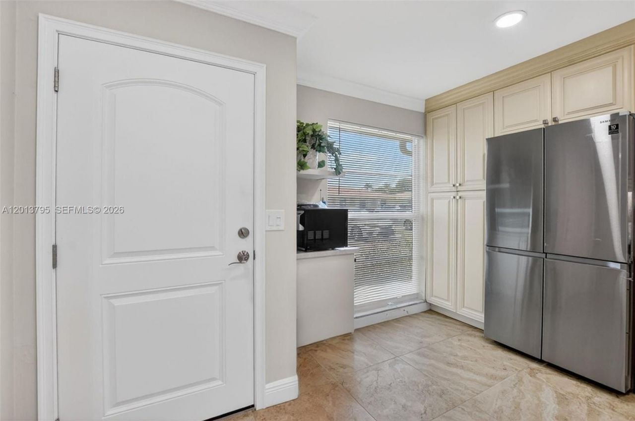 8749 Belle Aire Dr , Boca Raton, FL 33433 Photo