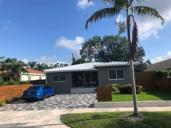 2235 SW 25th Ter , Miami, FL 33133
