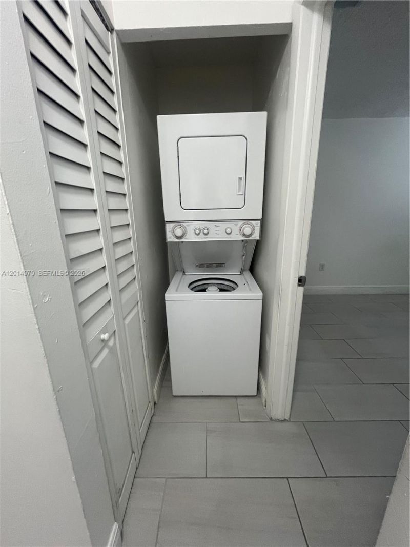 15609 SW 73rd Cir Ter , Unit 8-12, Miami, FL 33193 Photo