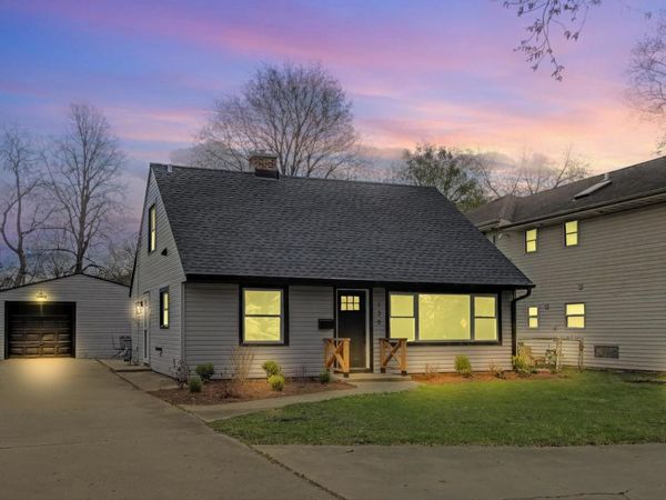139 S Quentin Road , Palatine, IL 60067