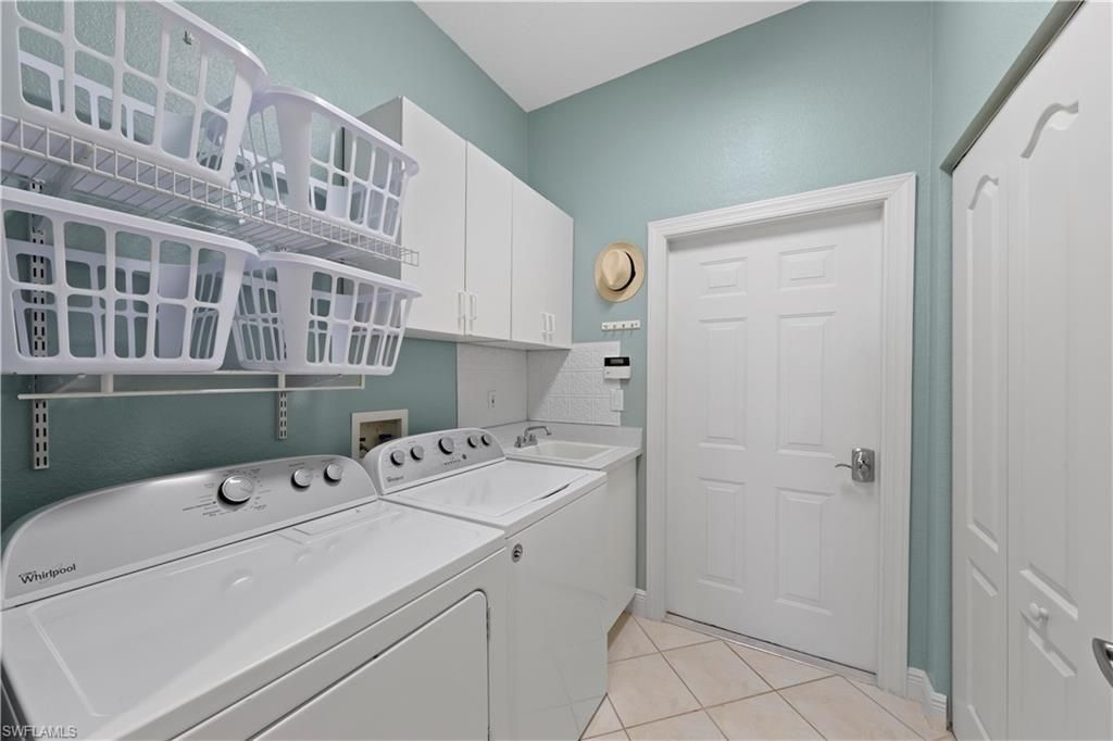 8066 Tauren Ct, Naples, FL 34119 Photo