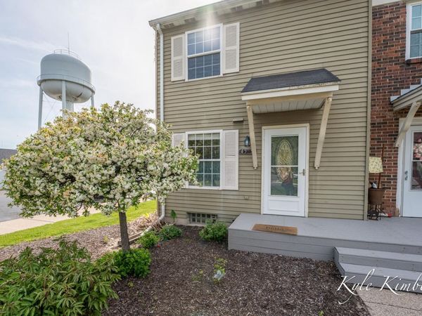 4569 Moffett Road NW, Unit 97, Comstock Park, MI 49321