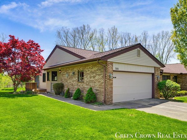 580 Gardenview Drive SW, Byron Center, MI 49315