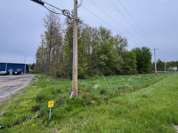 460 Industrial Park Drive, Bangor, MI 49013