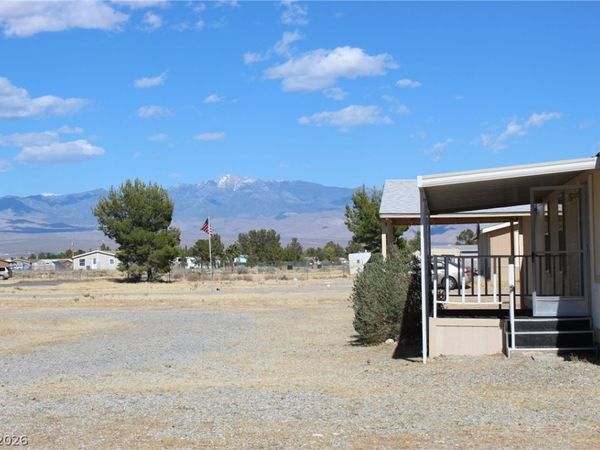 3851 W Donner Street, Pahrump, NV 89048