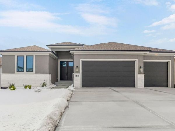 15337 W 168th Place, Olathe, KS 66062