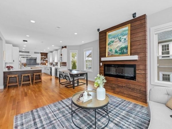 61 Paul Revere Rd, Unit 2, Arlington, MA 02476
