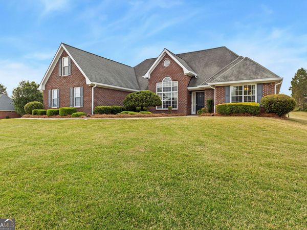 800 Karie Drive, Mcdonough, GA 30253