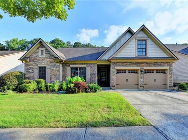 1724 Willoughby Drive, Buford, GA 30519