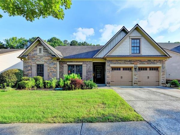 1724 Willoughby Drive, Buford, GA 30519