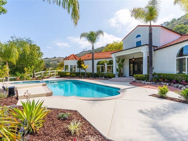 44240 La Cruz, Temecula, CA 92590