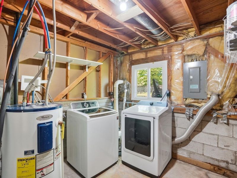 2896 Chimney Point Drive , Columbus, OH 43231 Photo 38