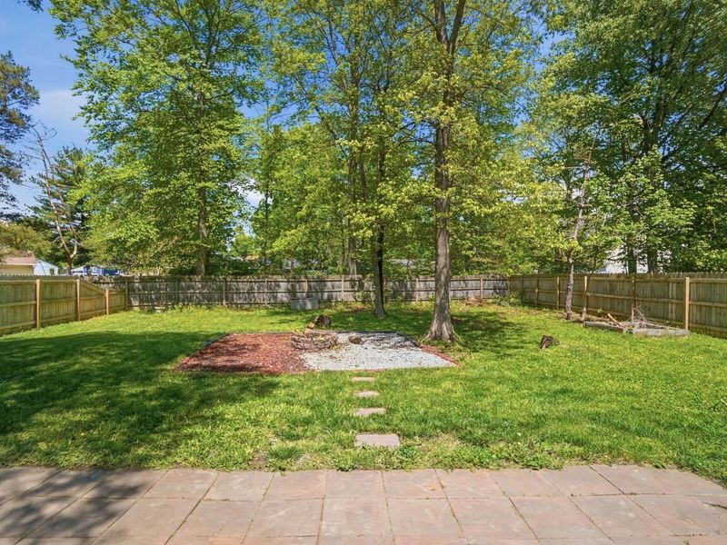 2896 Chimney Point Drive , Columbus, OH 43231 Photo 43