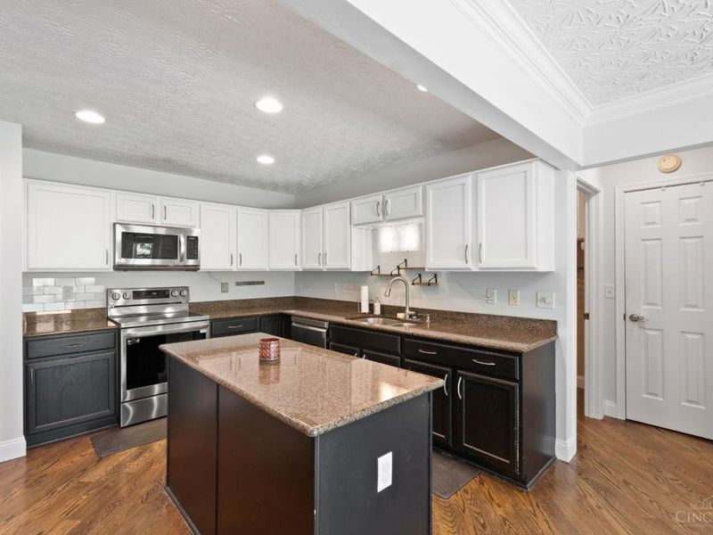 7177 Welbeck Drive, Hamilton Twp, OH 45039 Photo 14