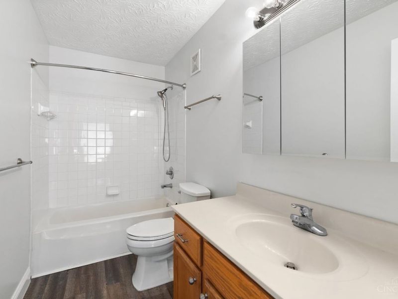 7177 Welbeck Drive, Hamilton Twp, OH 45039 Photo 25